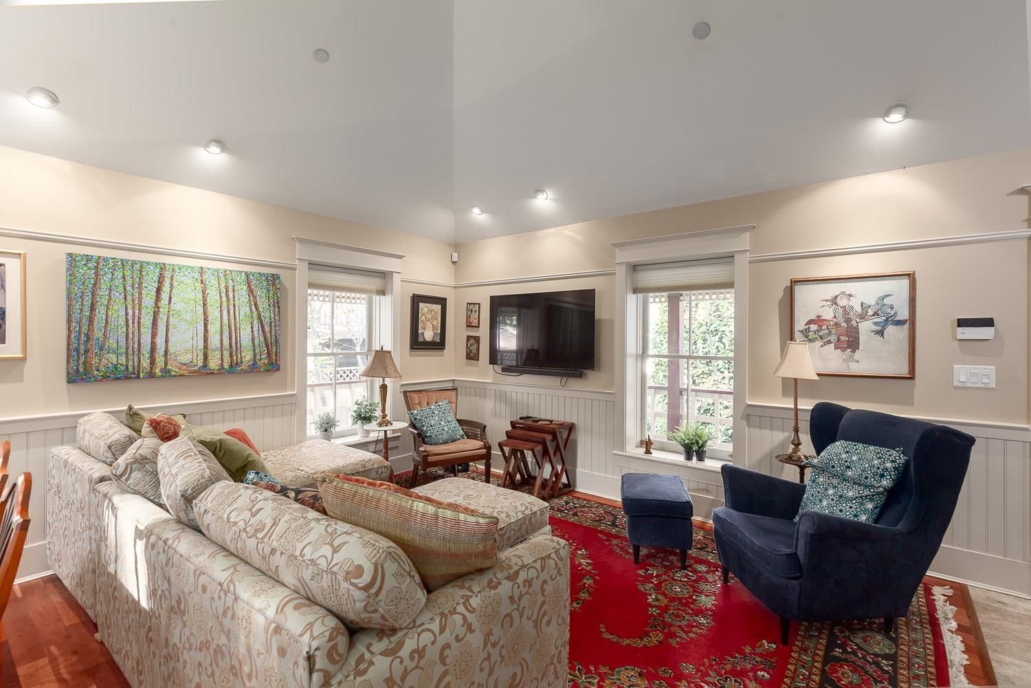 Listing Image 5