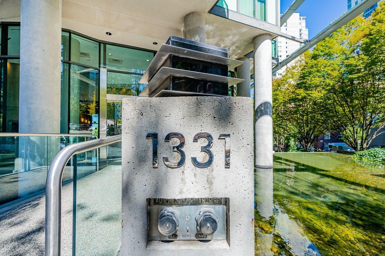 Listing Image 30
