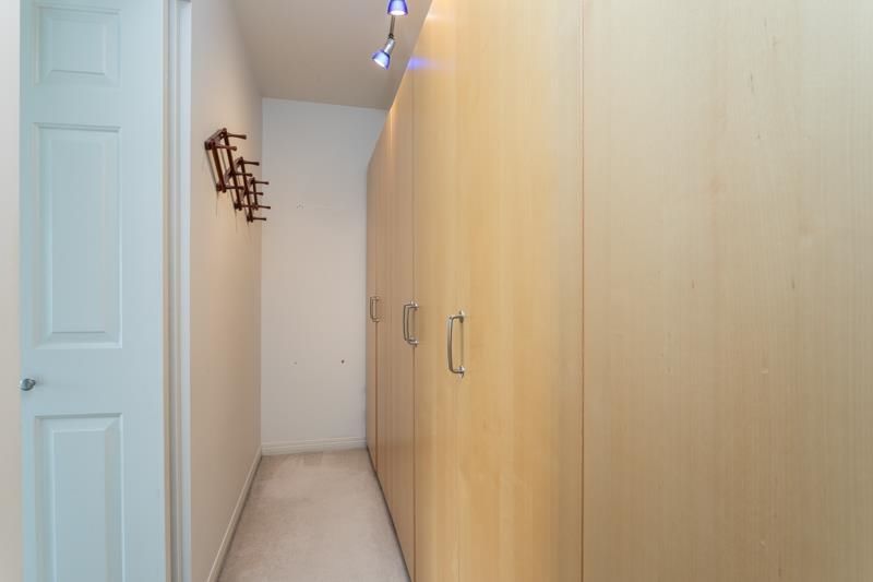 Listing Image 24