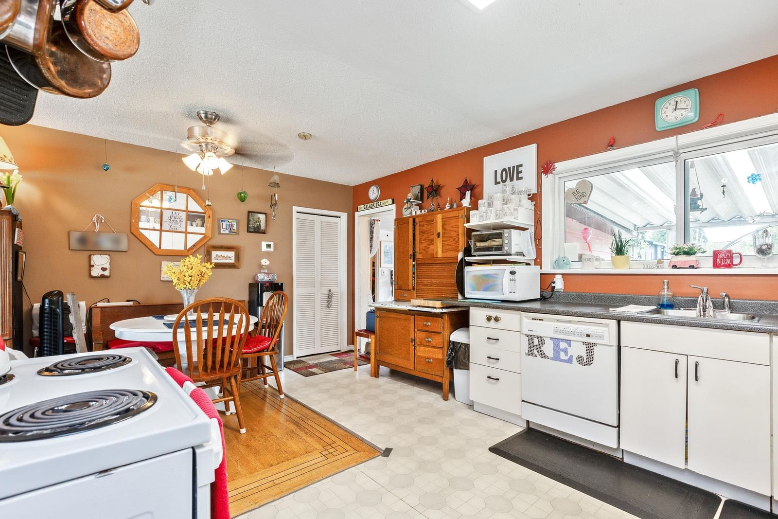 Listing Image 13