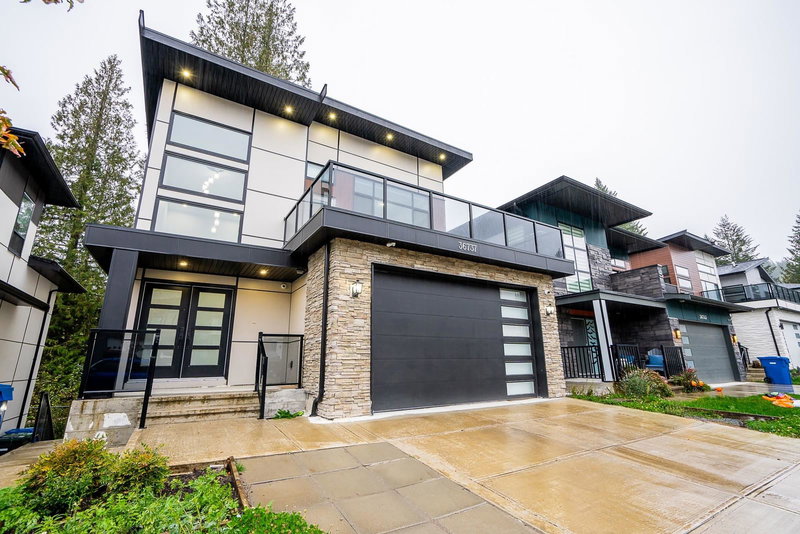 36737 Carl Creek Crescent, Abbotsford, V3G 0H4 | Image 2