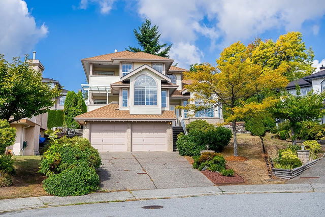 2645 Sandstone Crescent