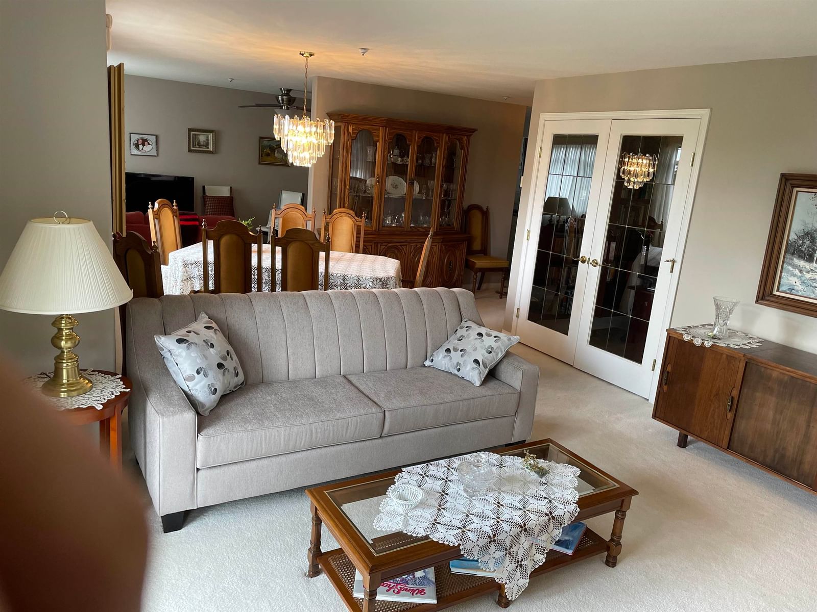 Listing Image 3