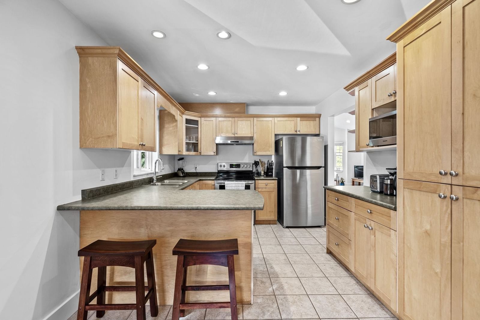 Listing Image 14