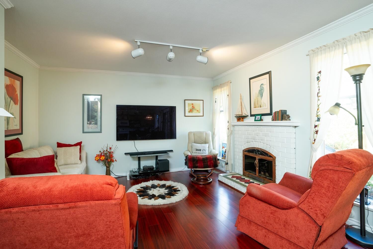 Listing Image 17