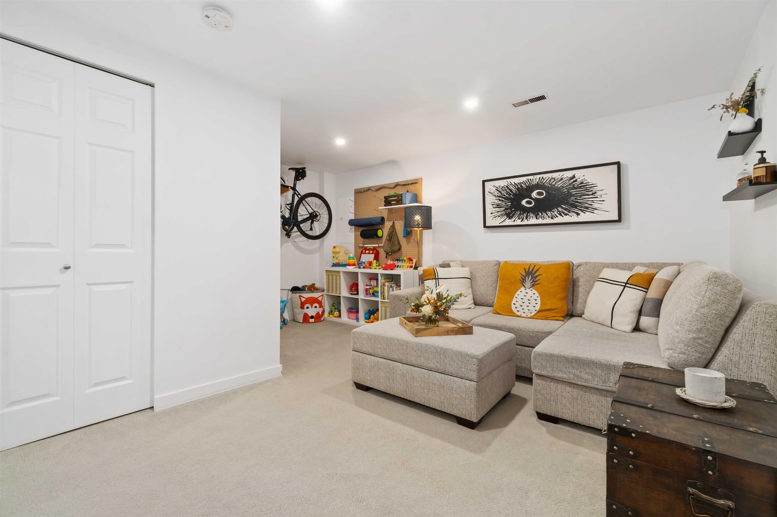 Listing Image 21