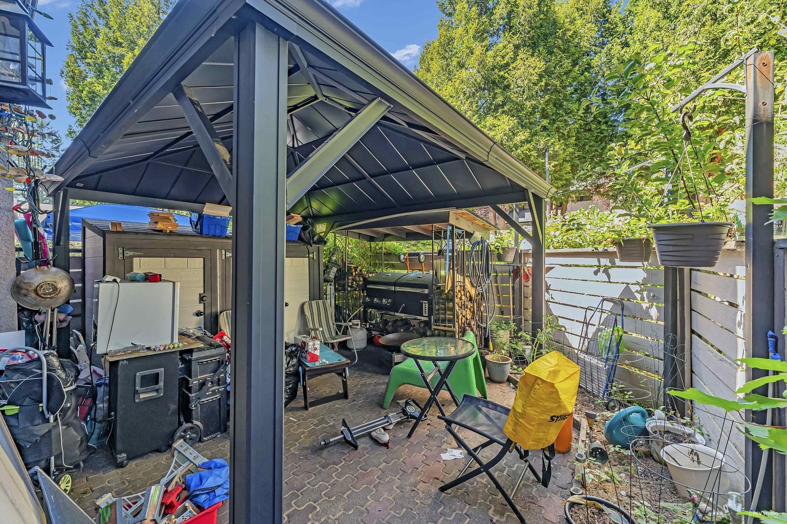 Listing Image 11