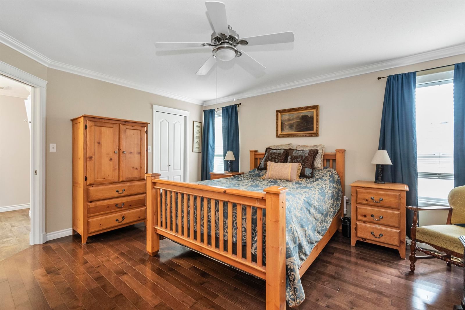 Listing Image 19