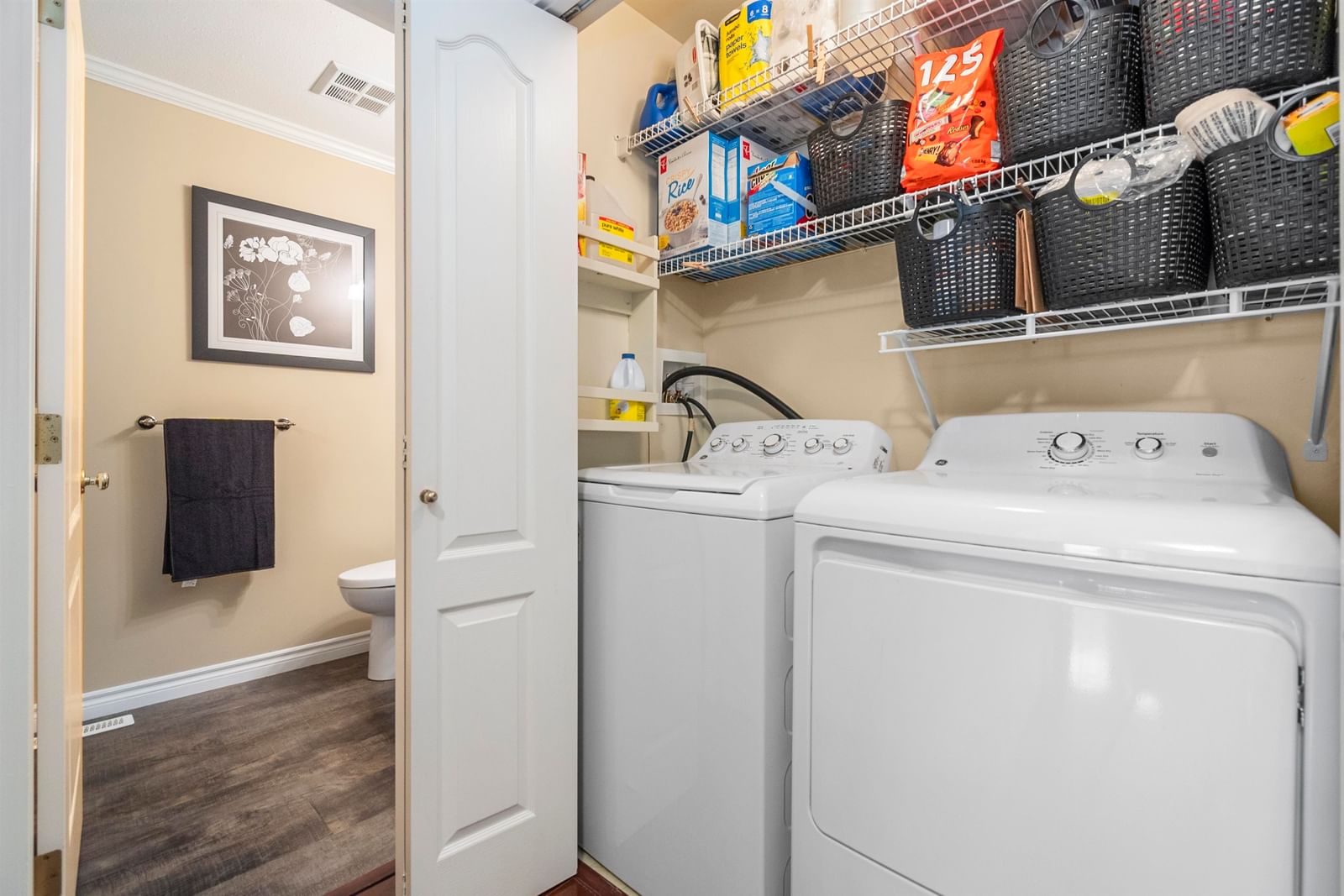 Listing Image 6