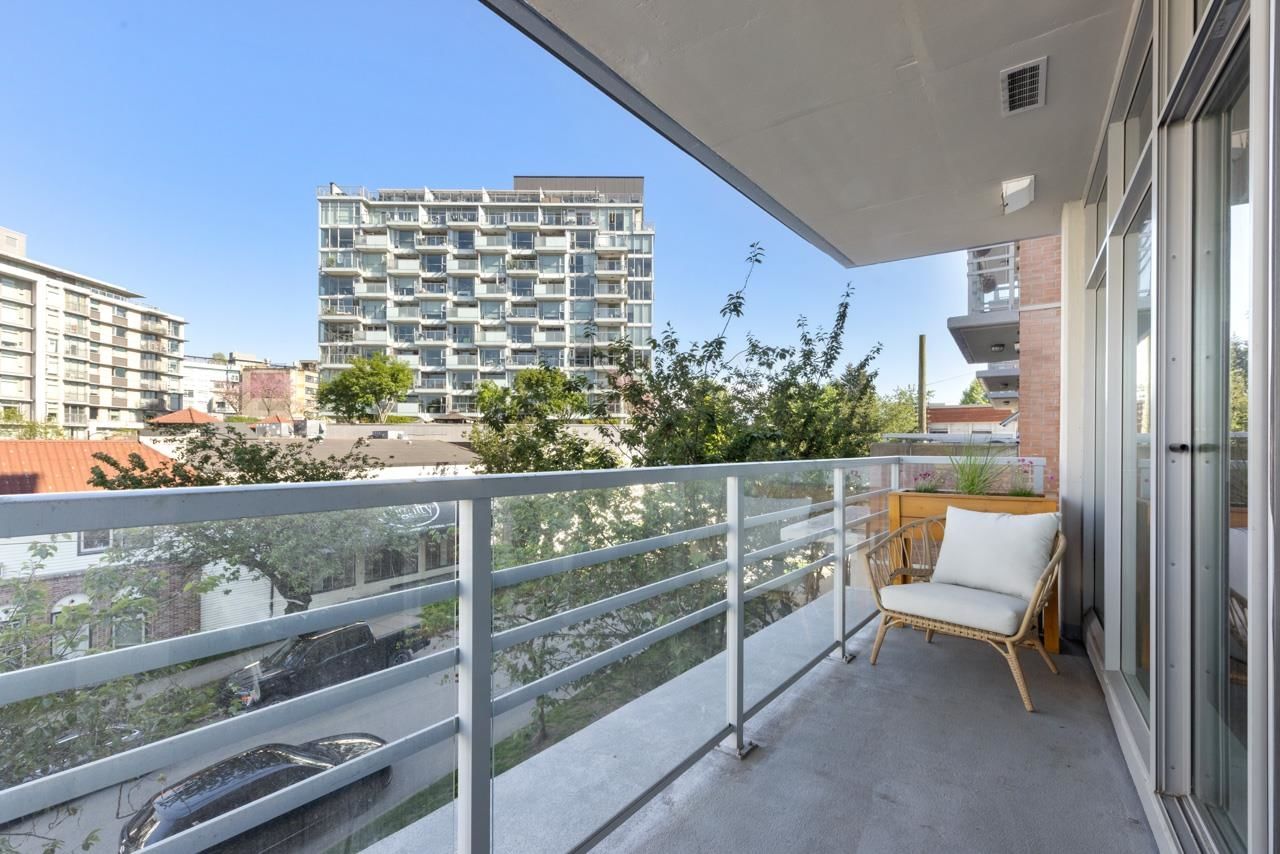 Listing Image 19