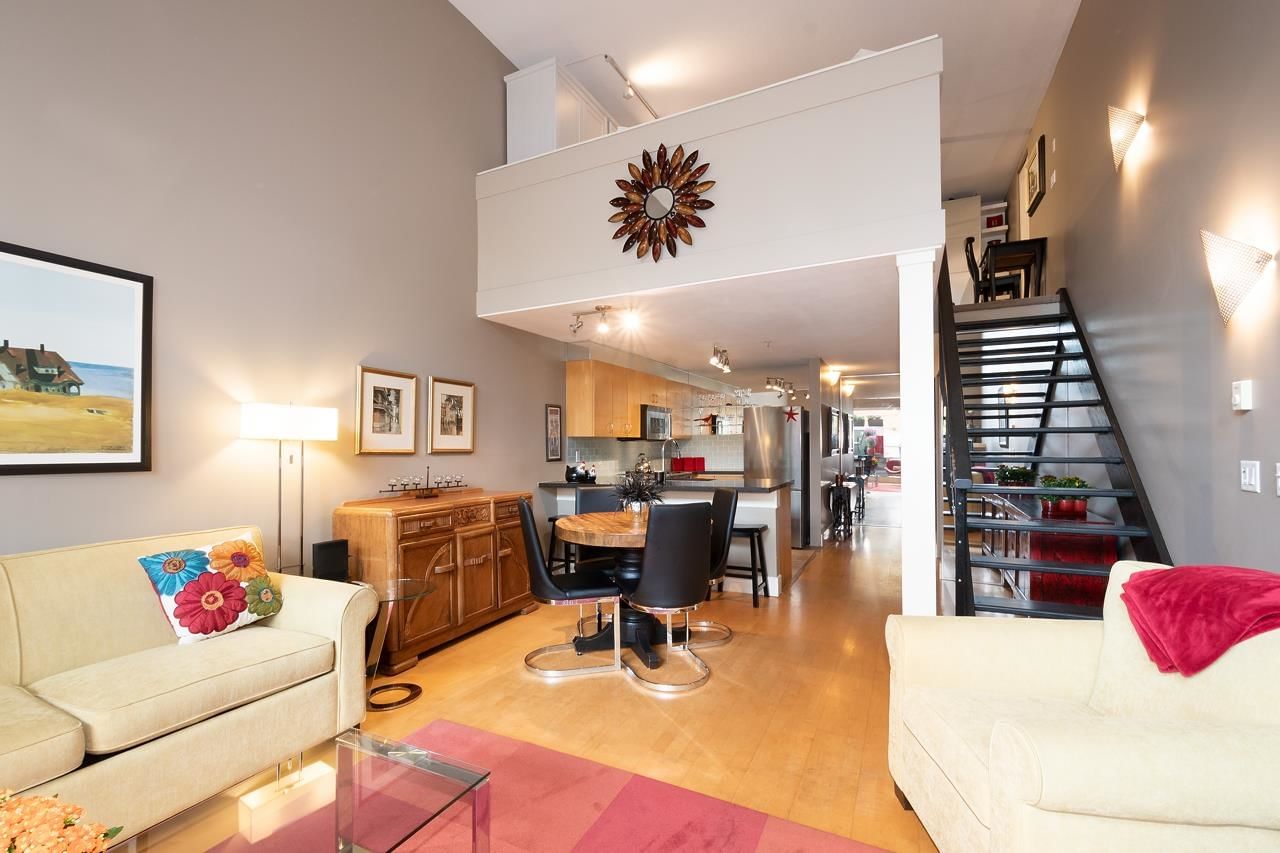 Listing Image 10