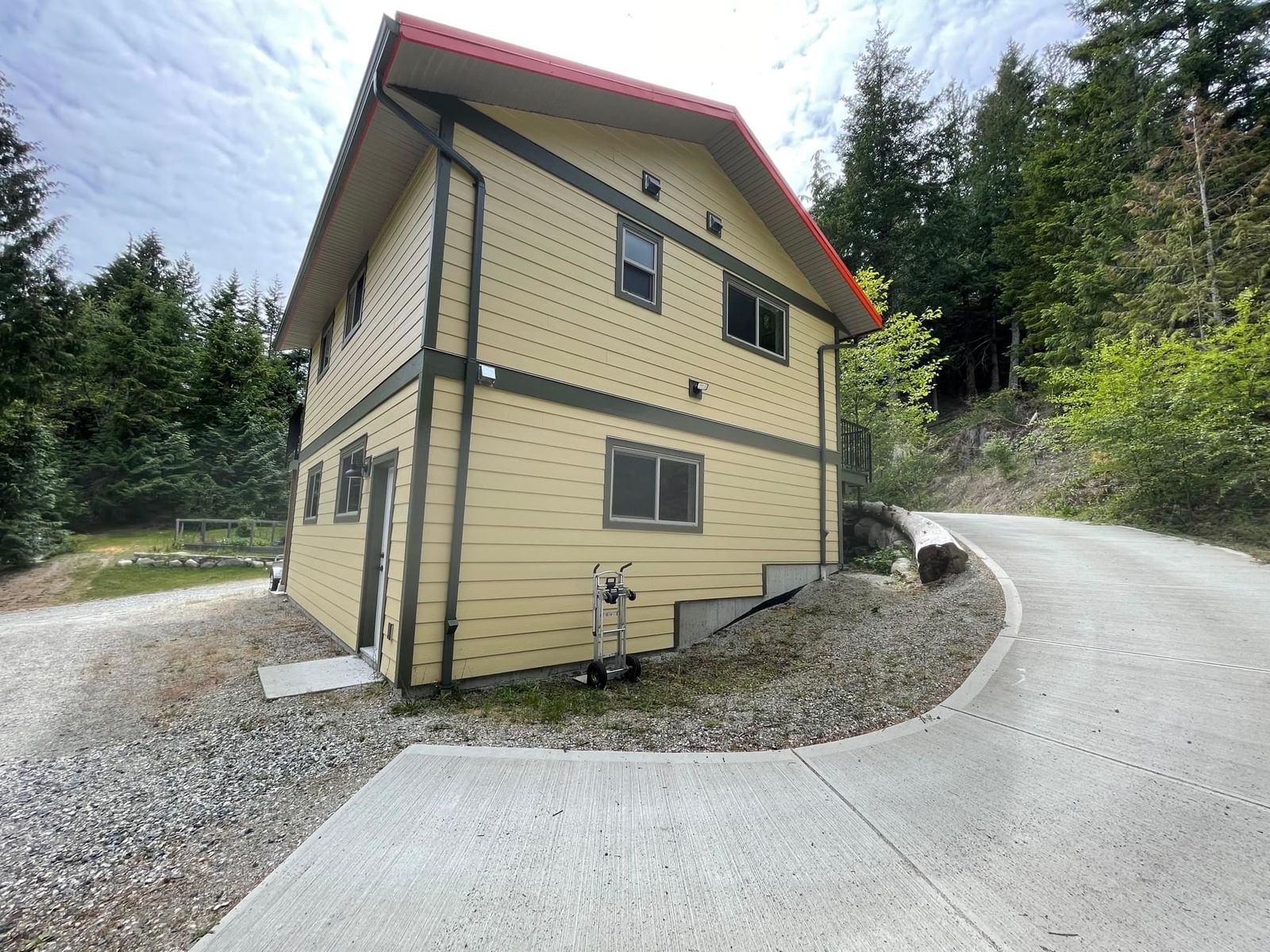 Listing Image 35