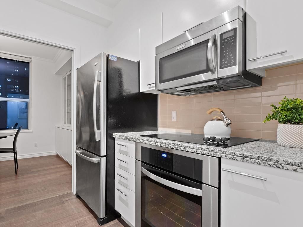Listing Image 11