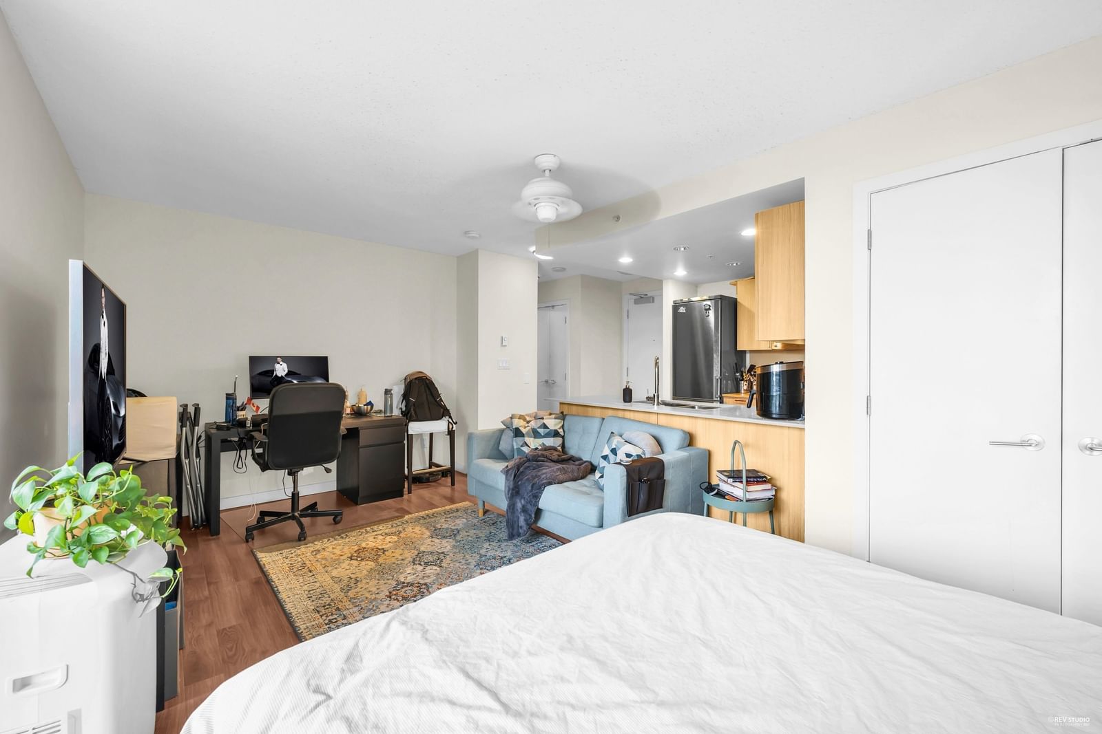 Listing Image 15