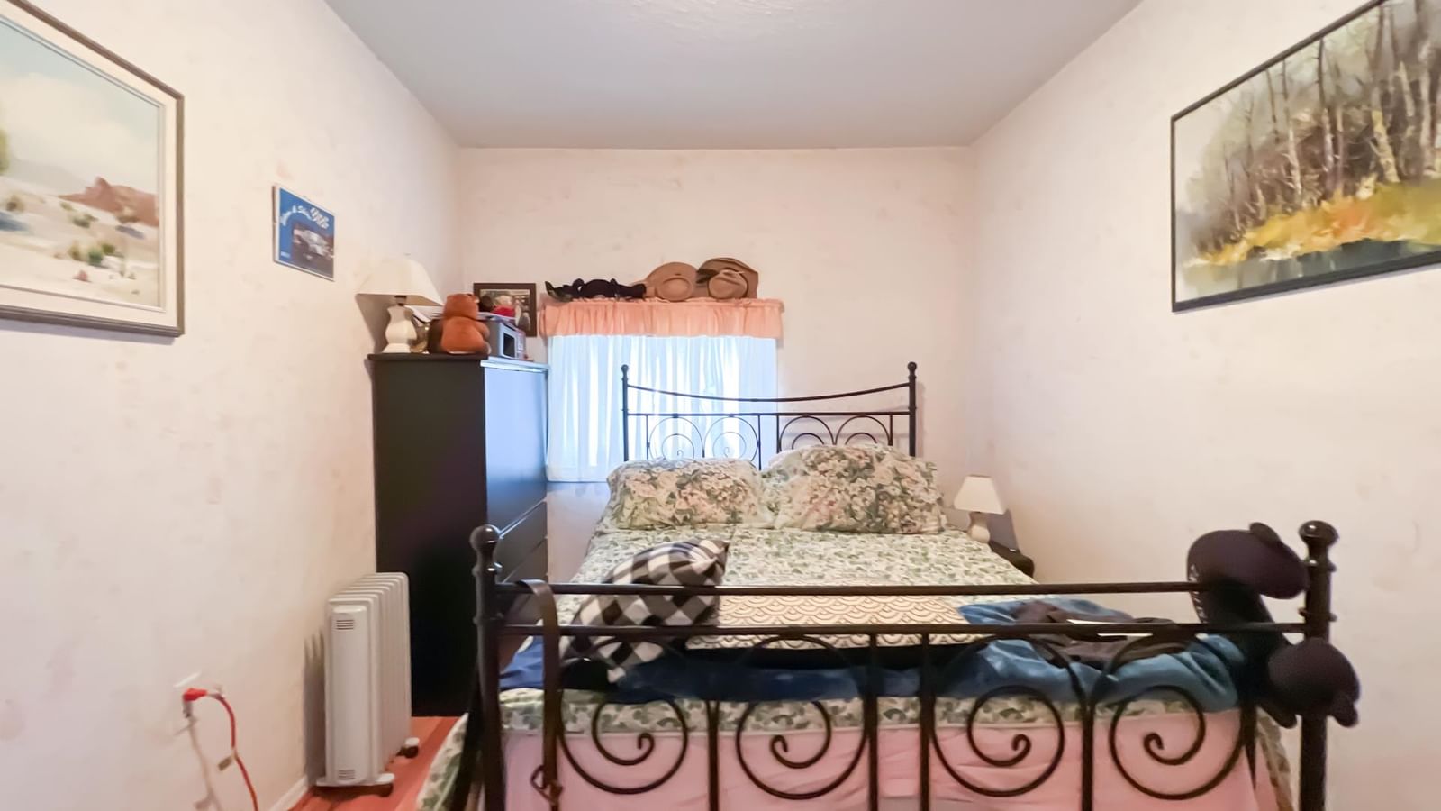 Listing Image 17