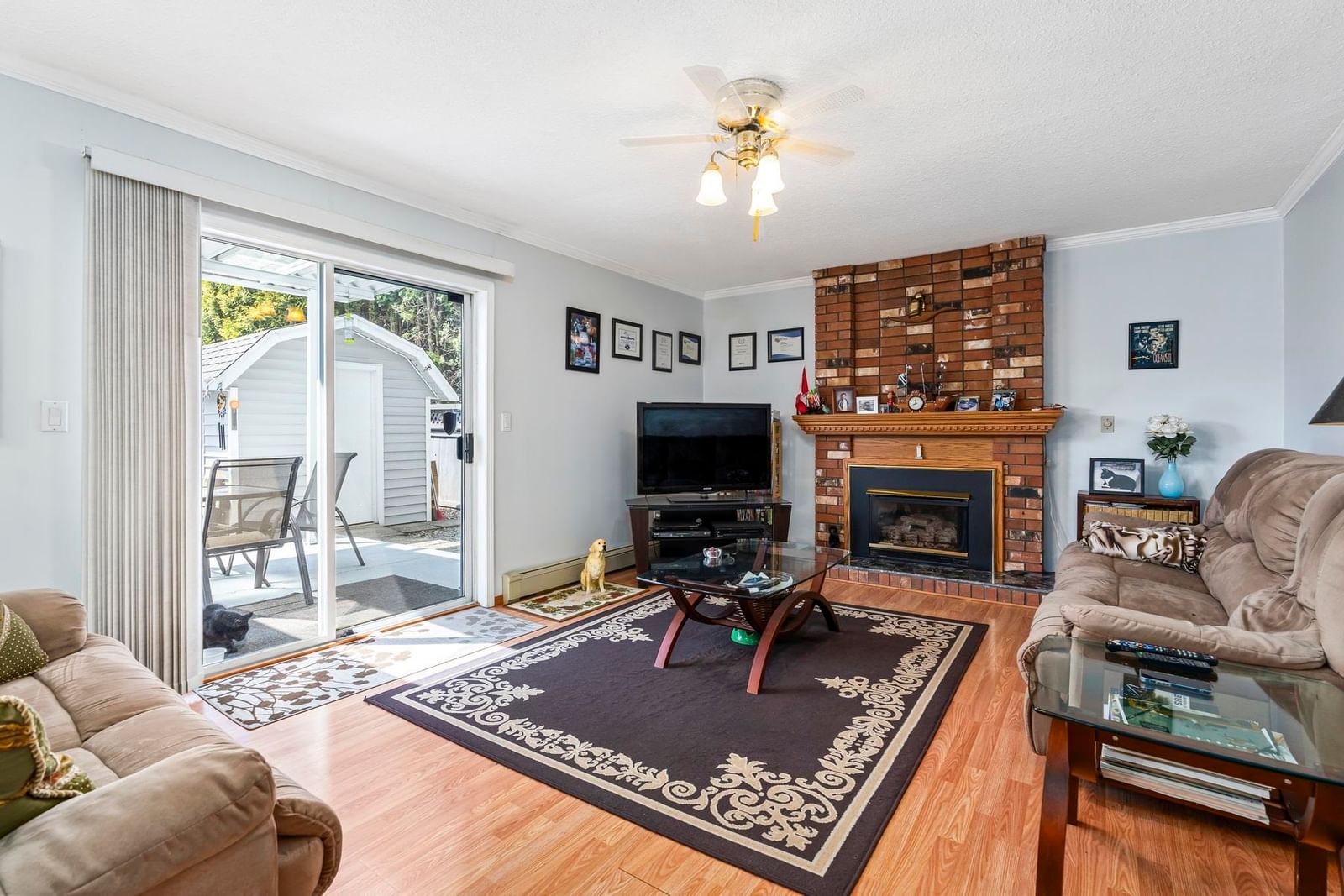 Listing Image 11