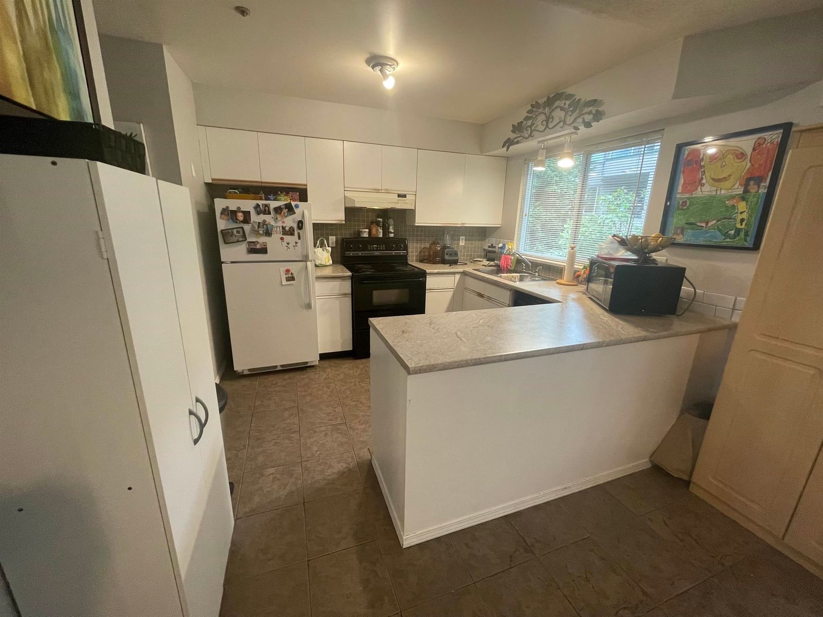 Listing Image 15