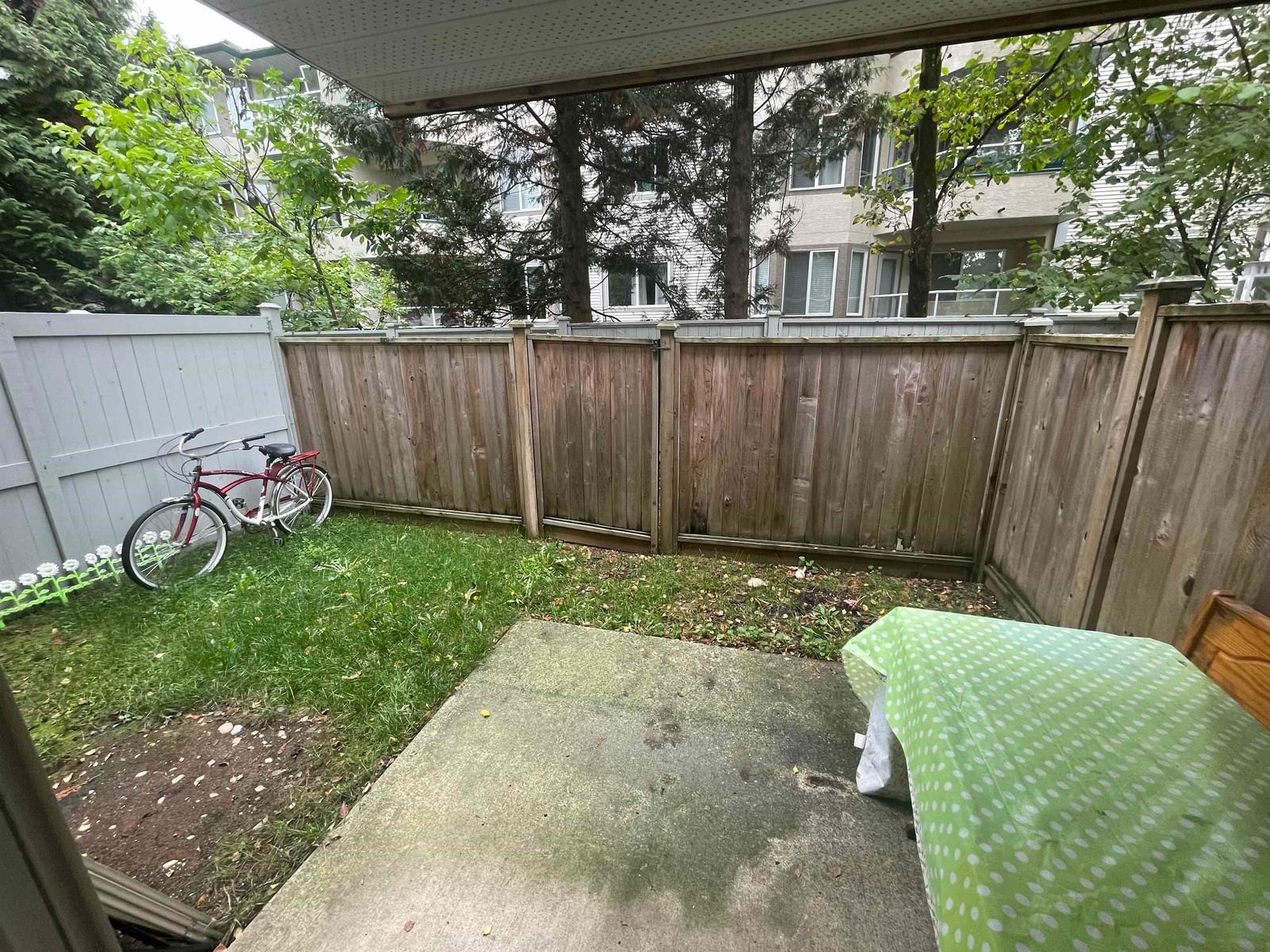 Listing Image 8