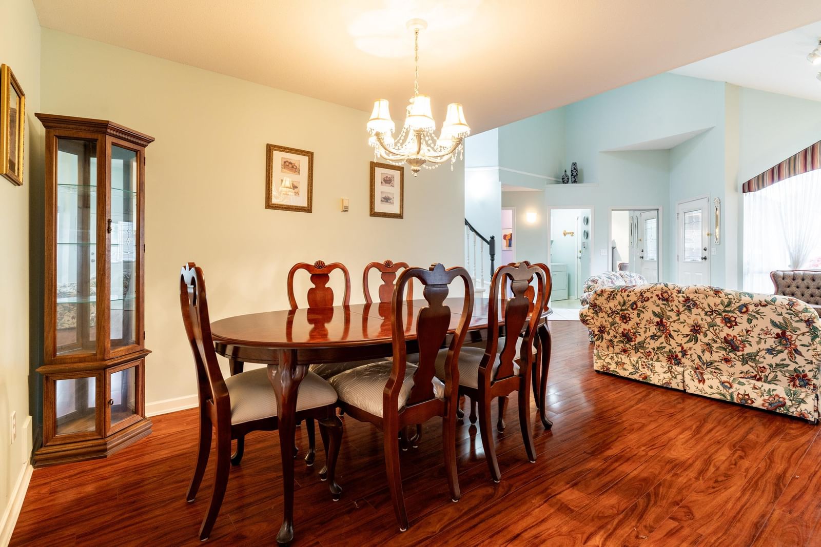 Listing Image 12