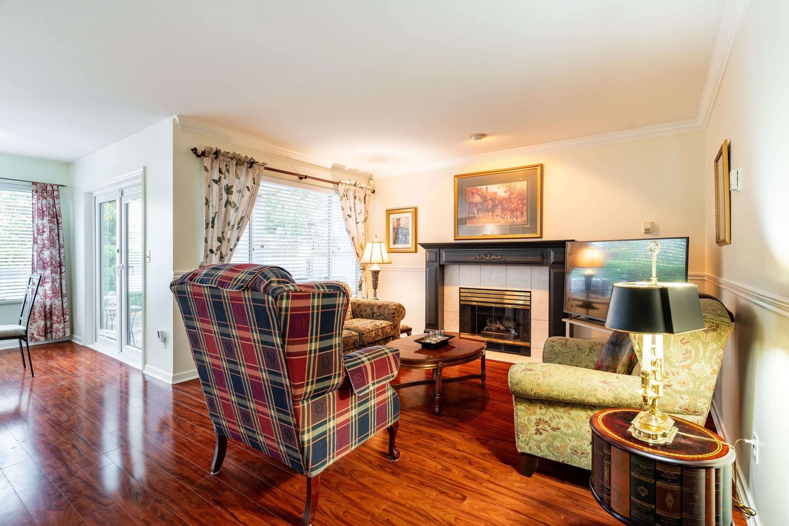 Listing Image 19