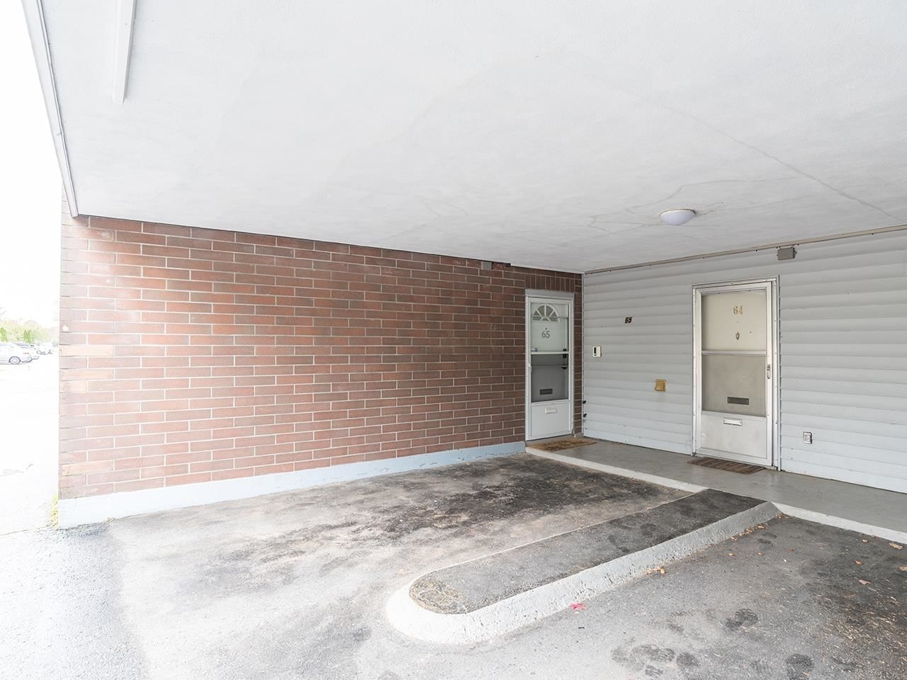 Listing Image 28