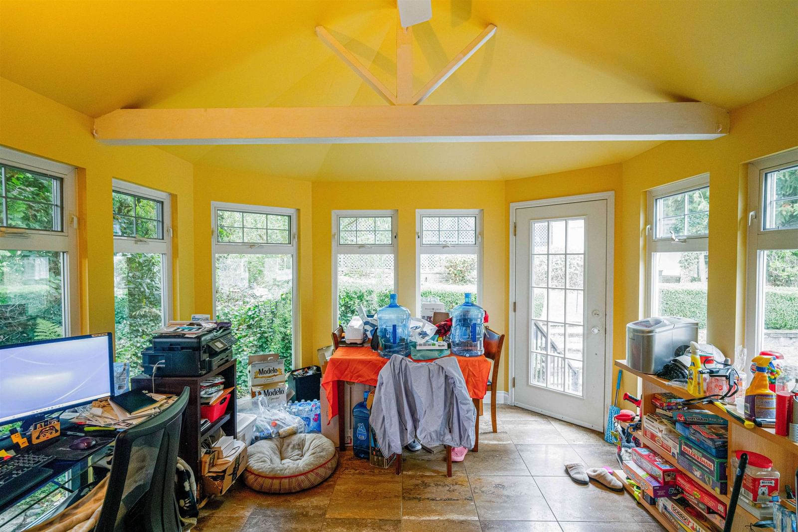 Listing Image 8