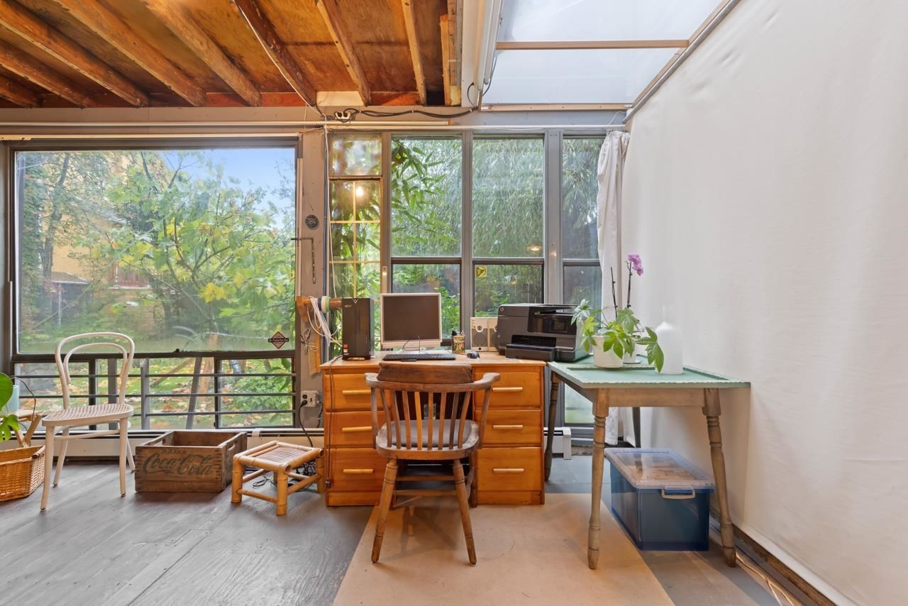 Listing Image 18