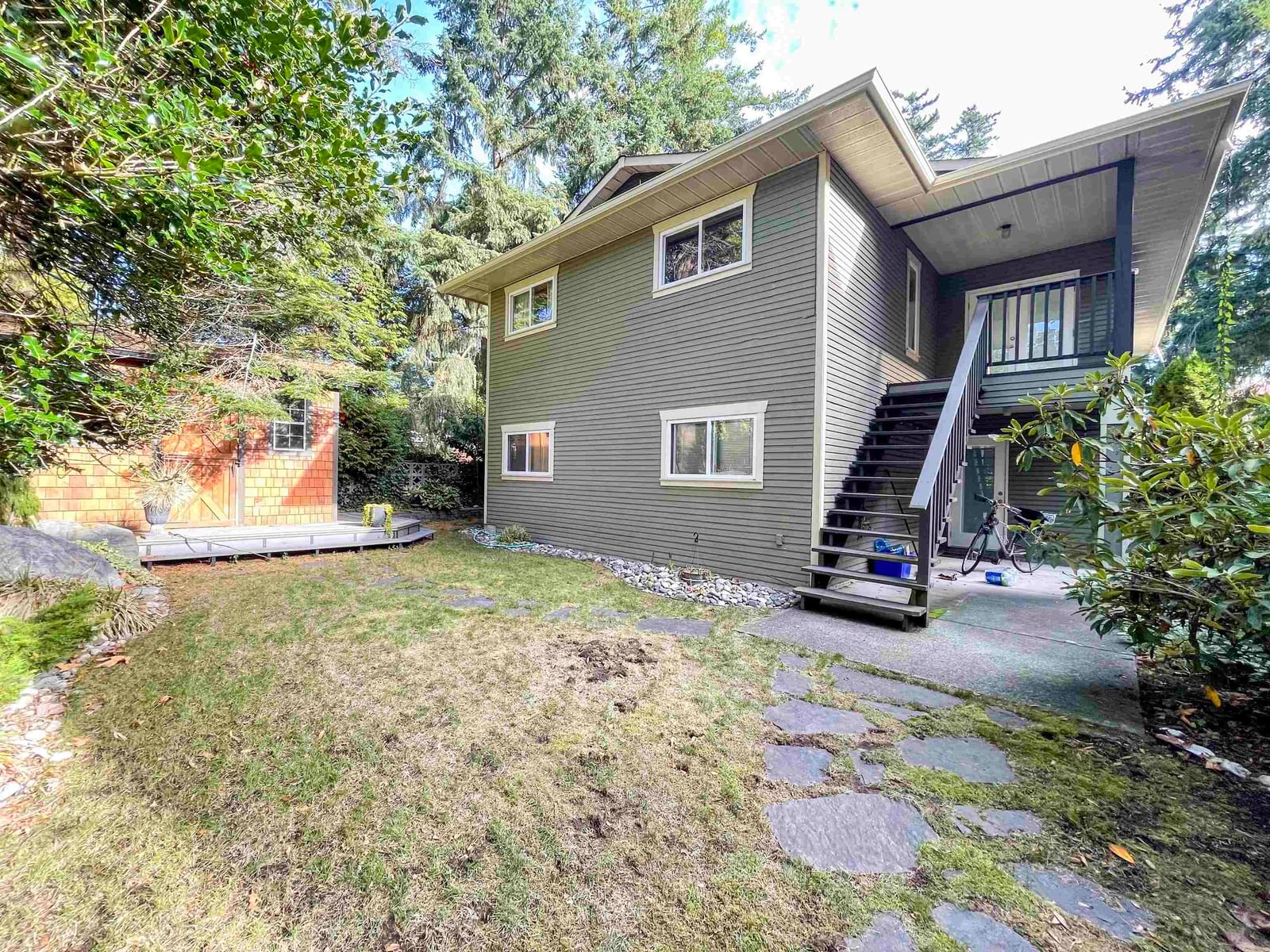 Listing Image 15