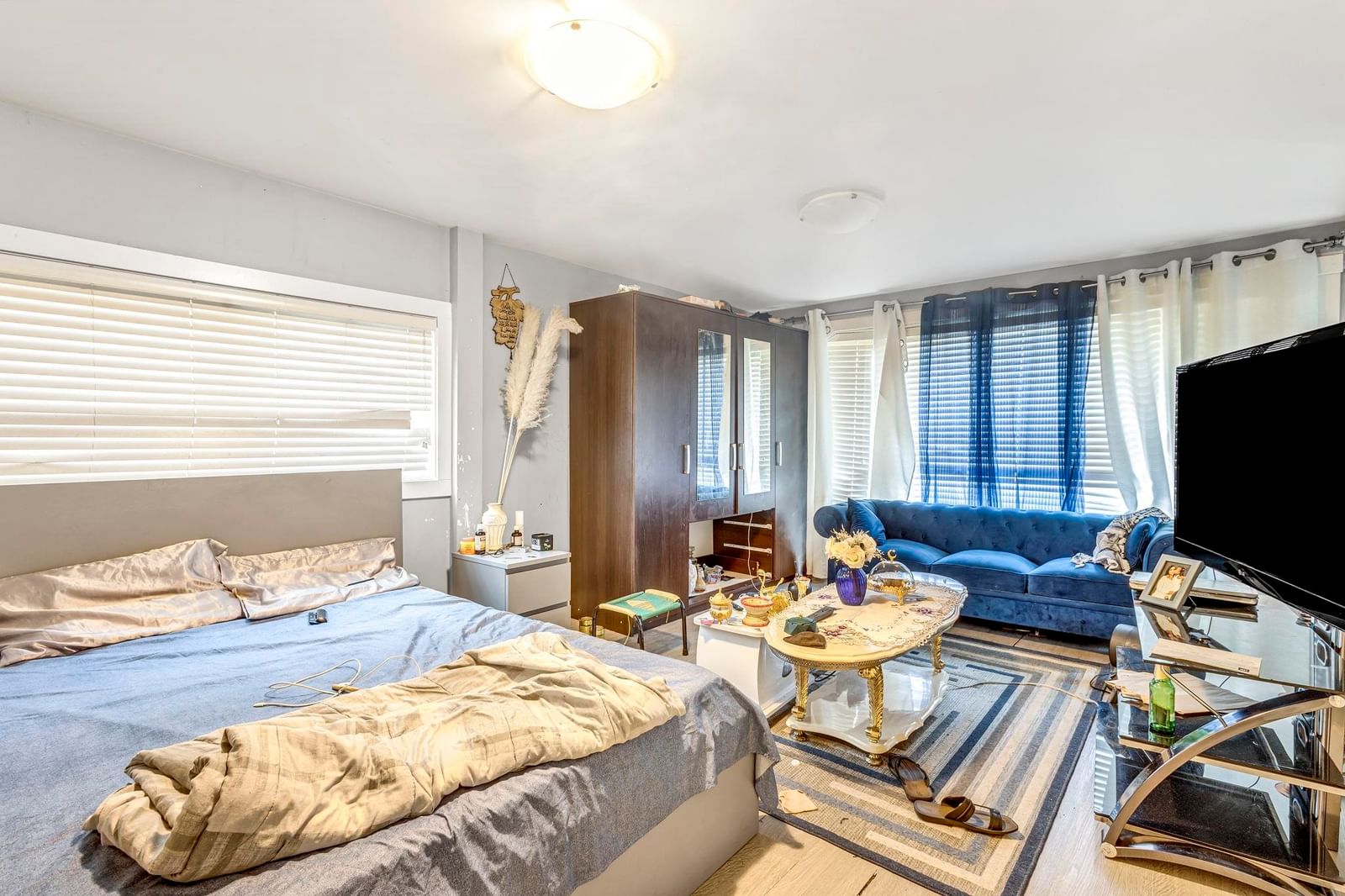 Listing Image 13