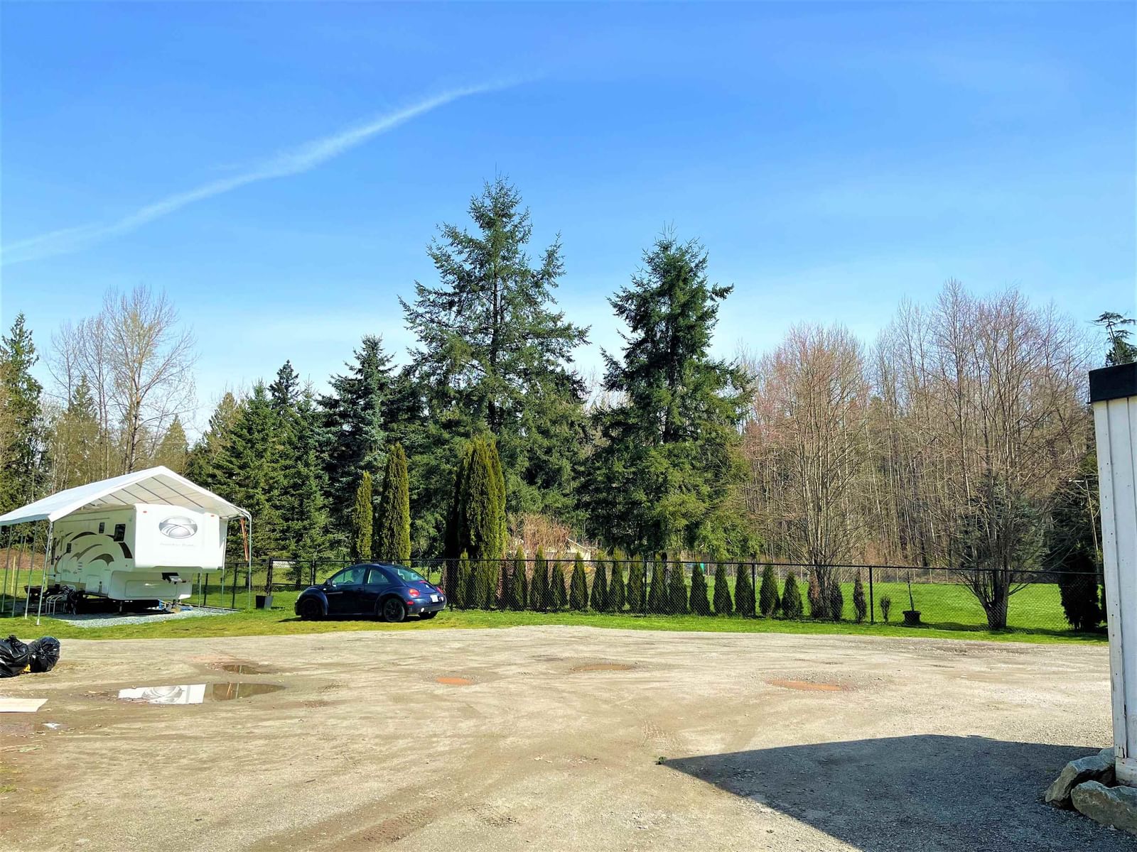 Listing Image 17