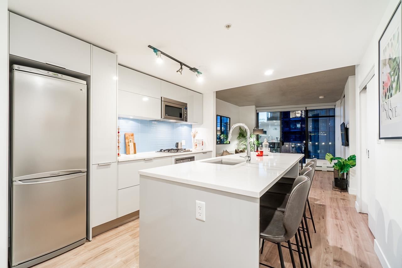 Listing Image 15