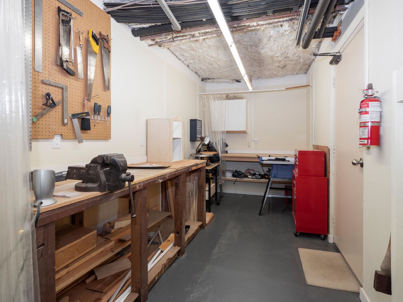 Listing Image 33
