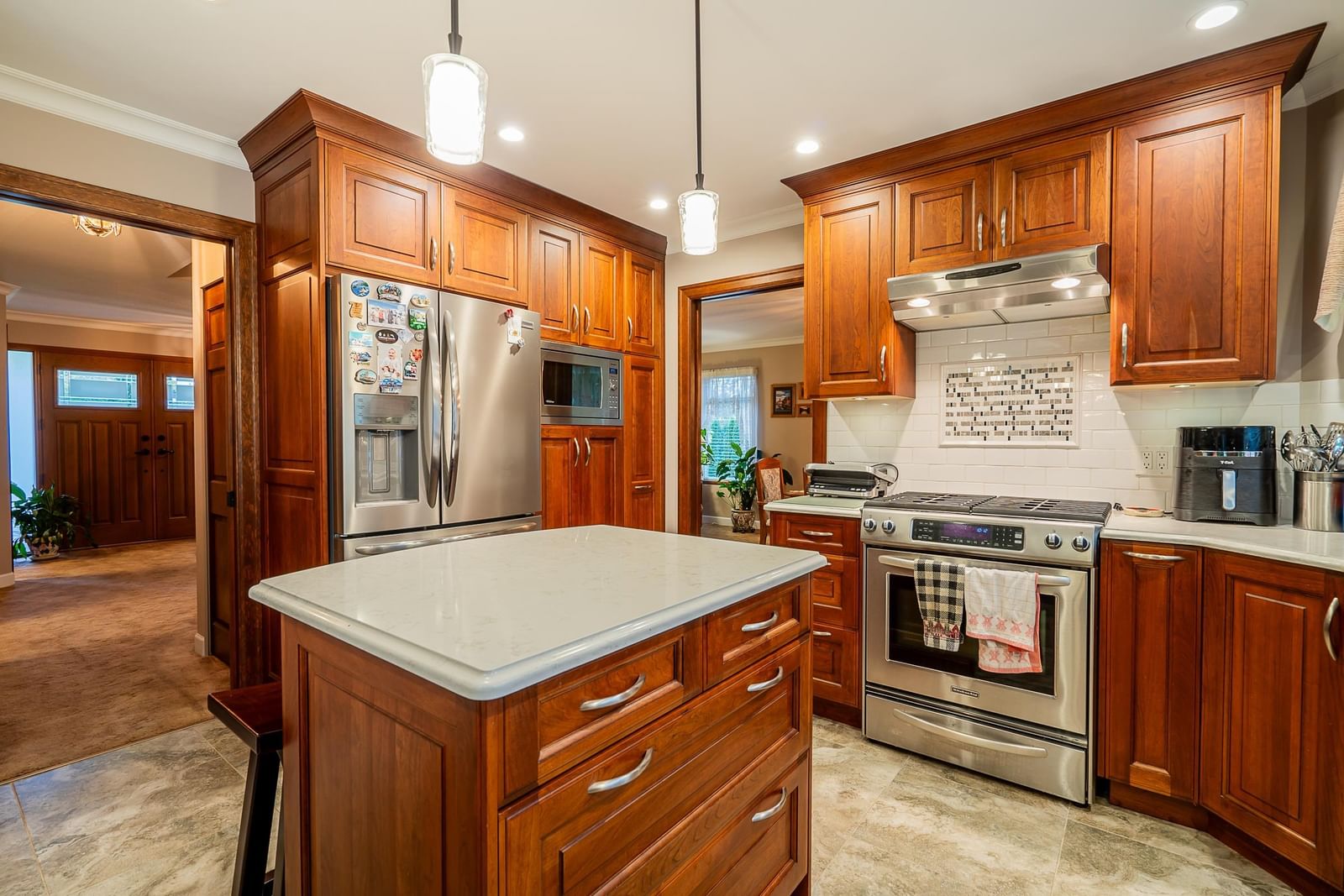Listing Image 10