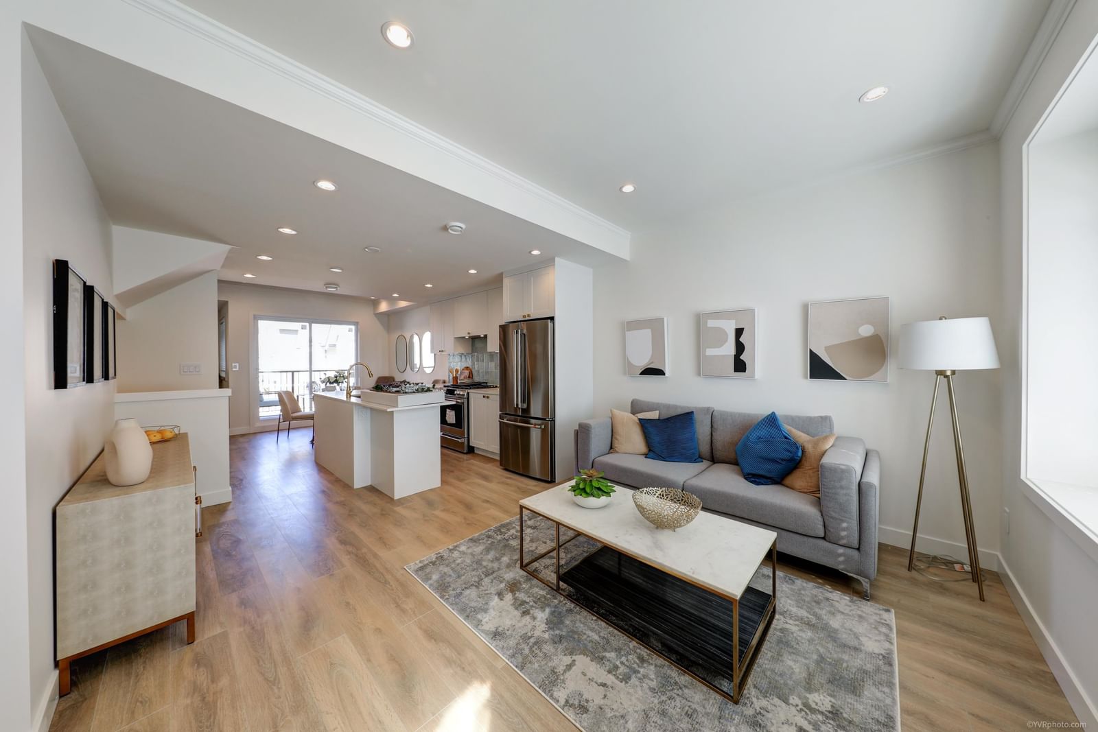 Listing Image 9