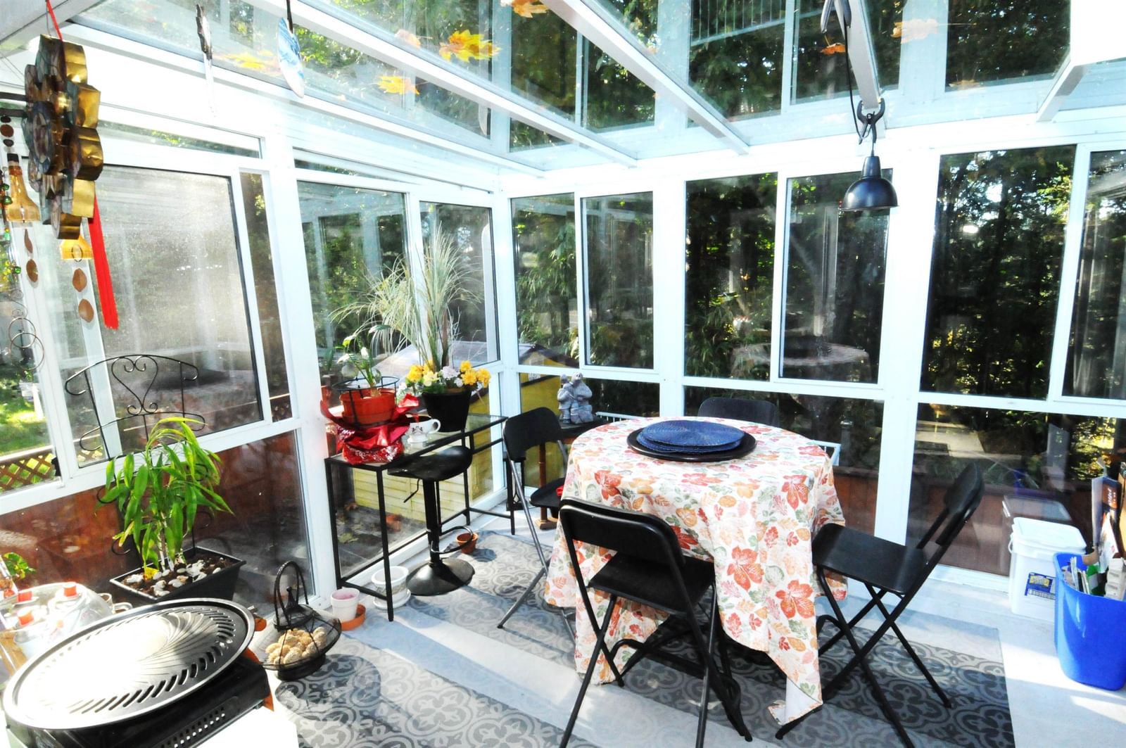 Listing Image 9