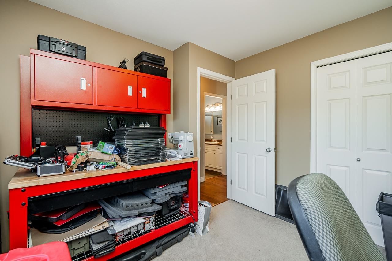 Listing Image 33