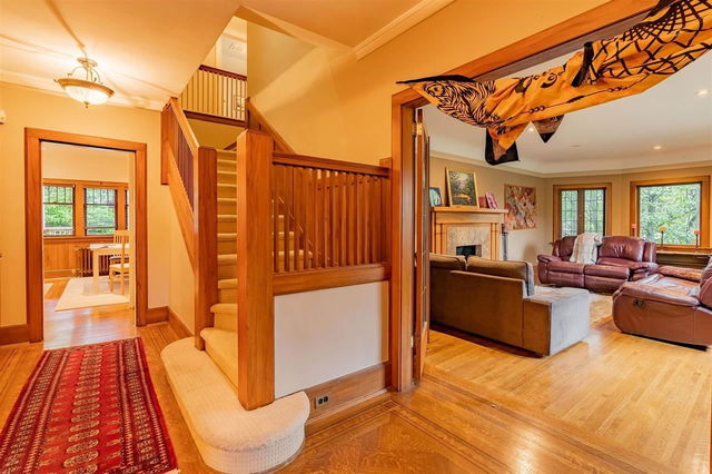 6086 Angus Drive