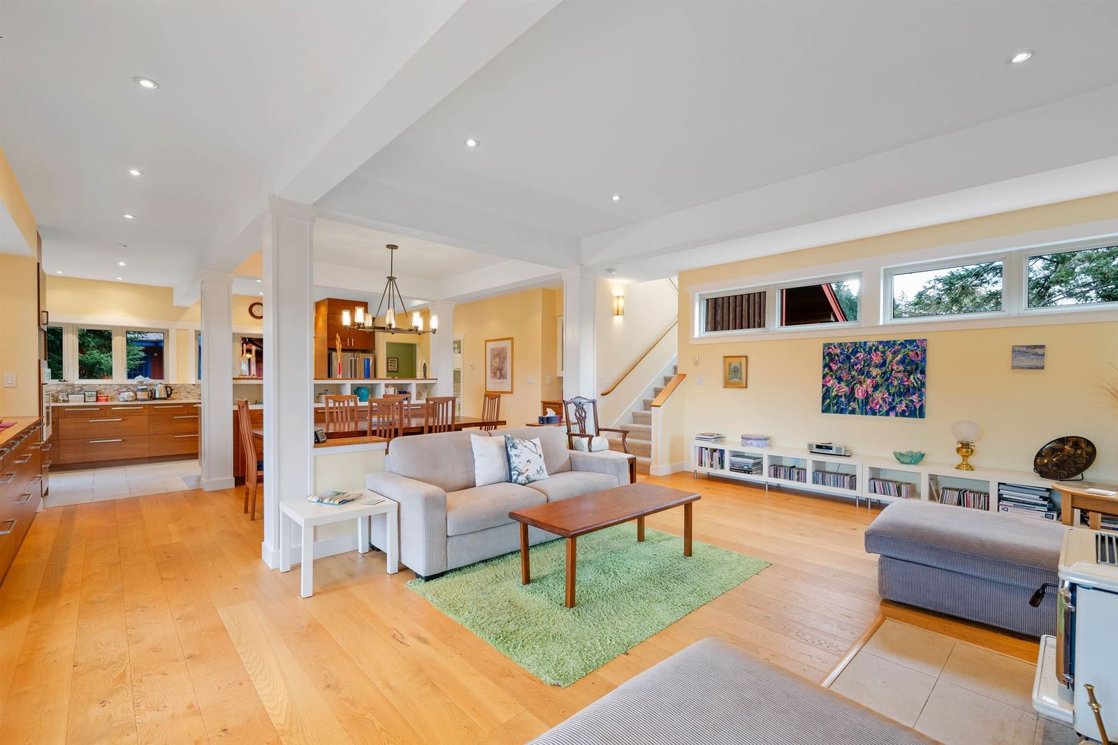 Listing Image 19