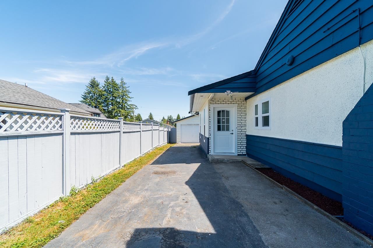Listing Image 21