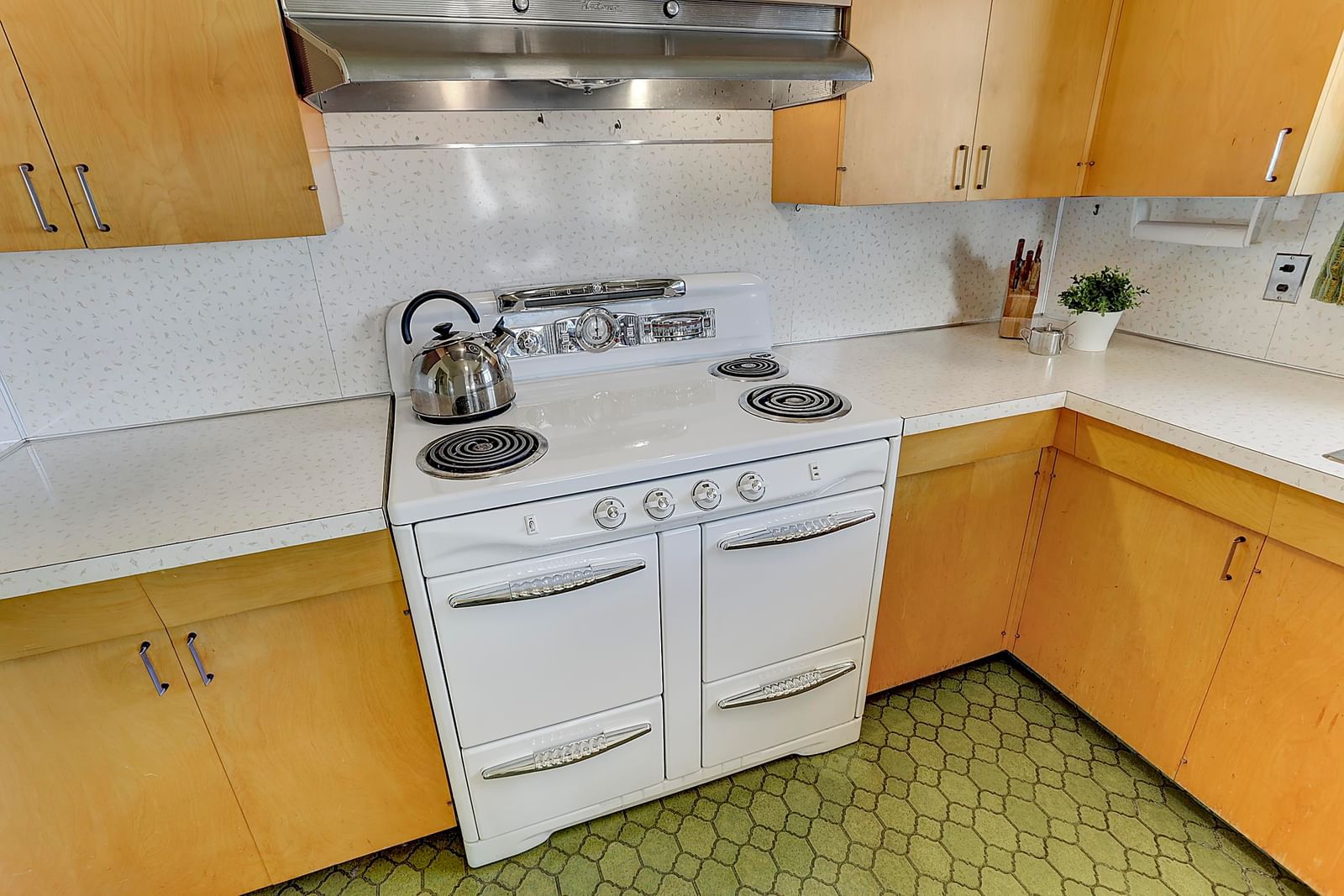 Listing Image 13
