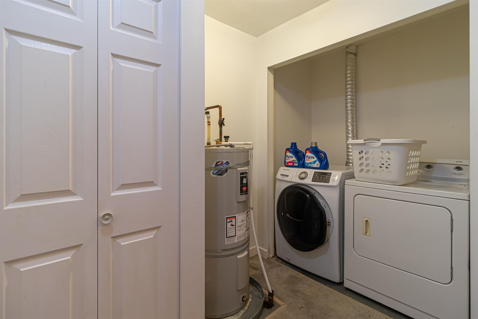 Listing Image 17