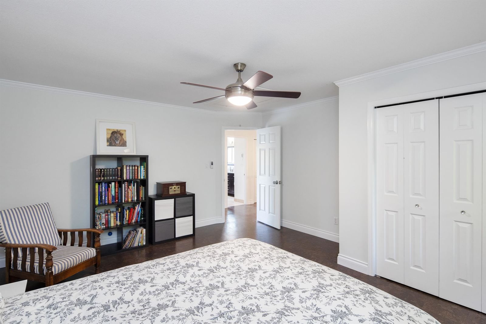 Listing Image 21
