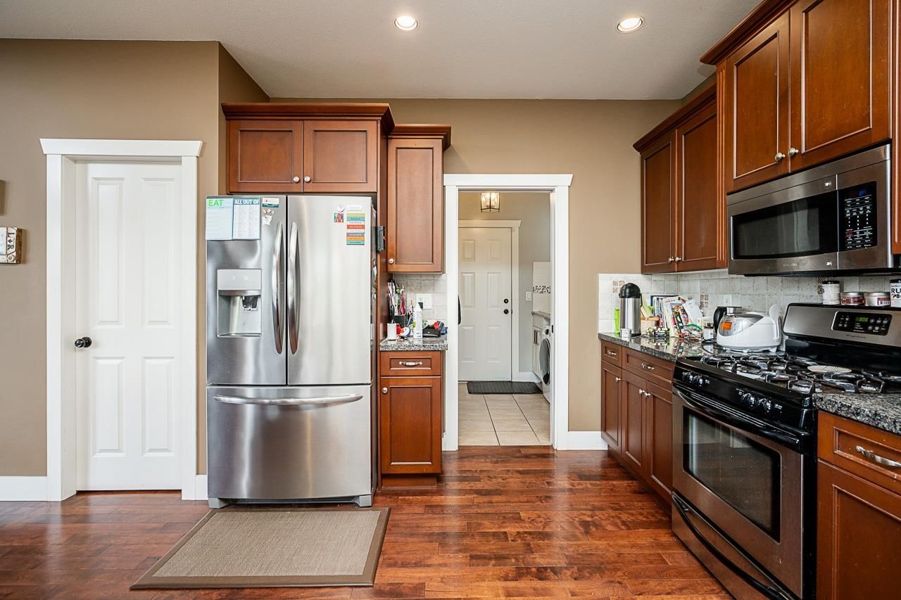 Listing Image 15