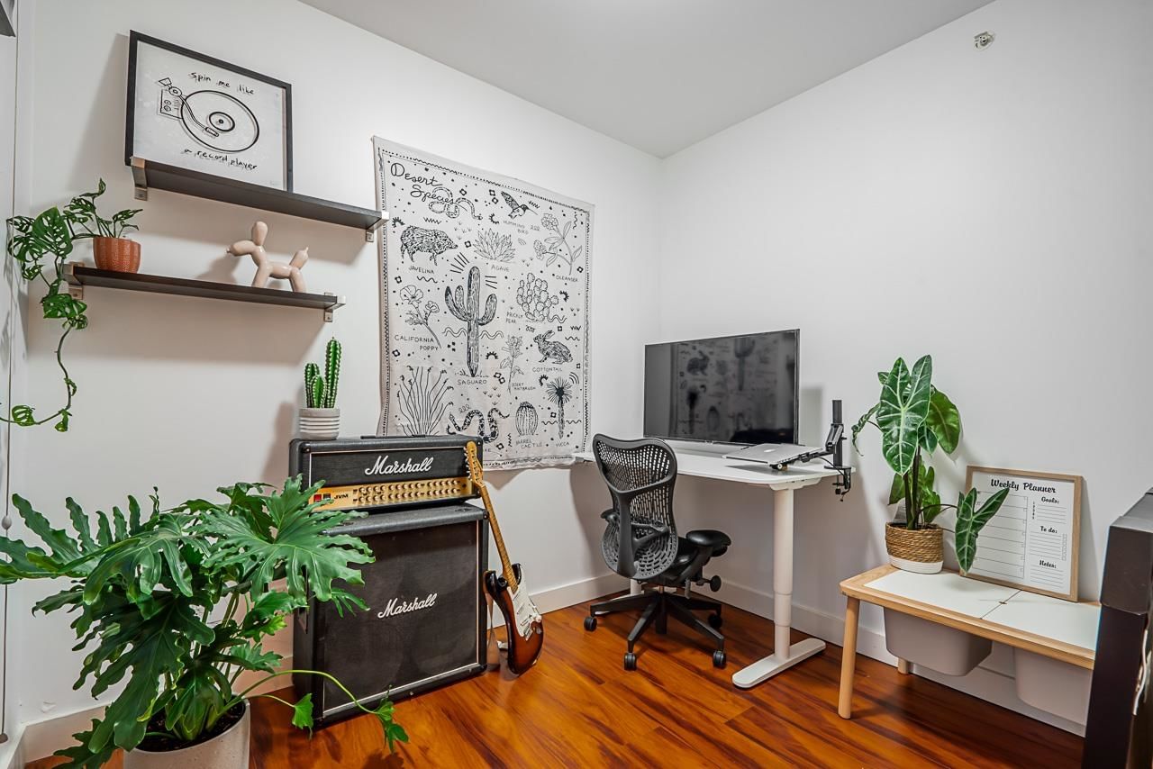 Listing Image 13