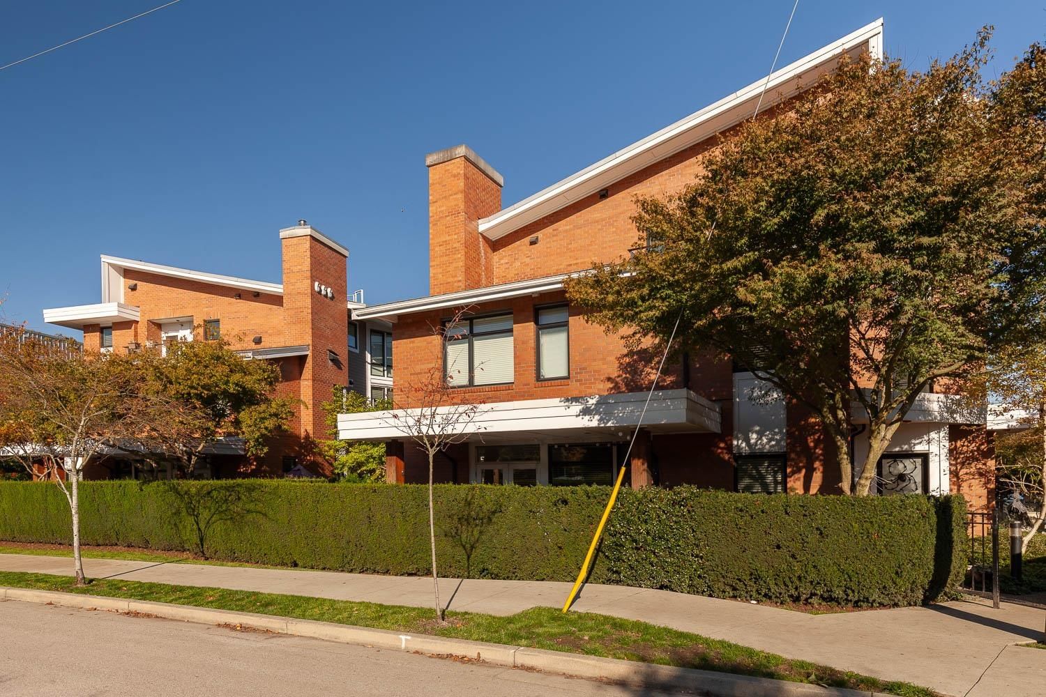 Listing Image 20
