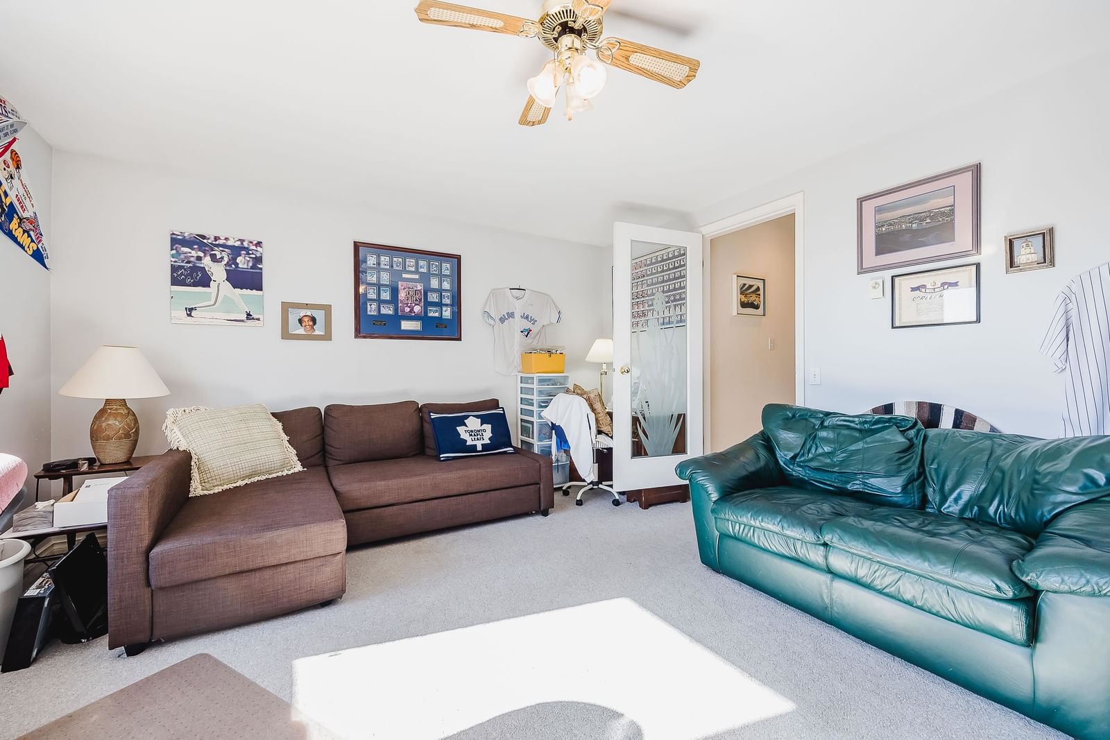 Listing Image 33
