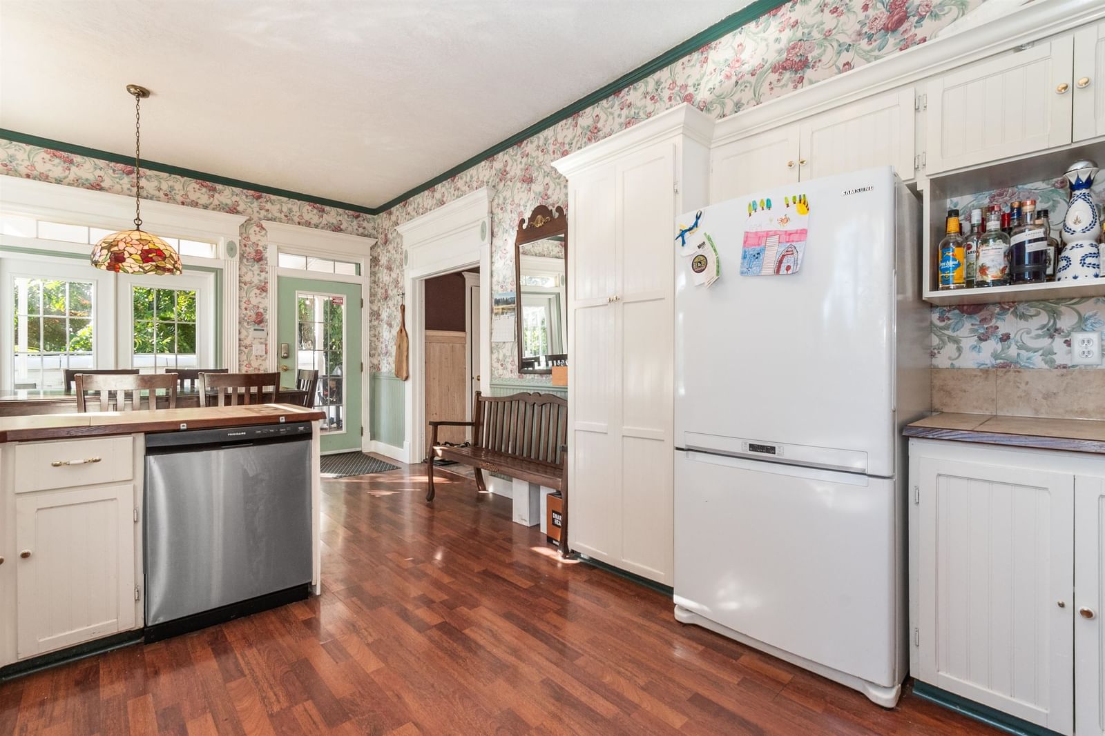 Listing Image 15