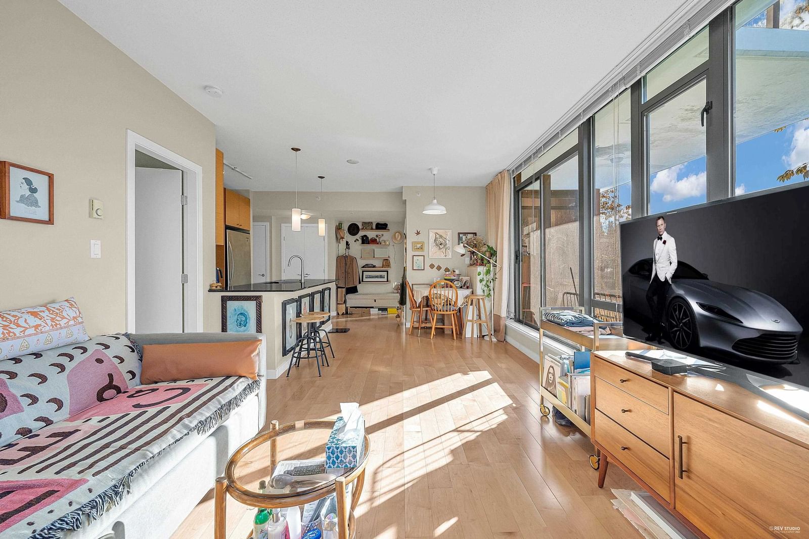 Listing Image 14