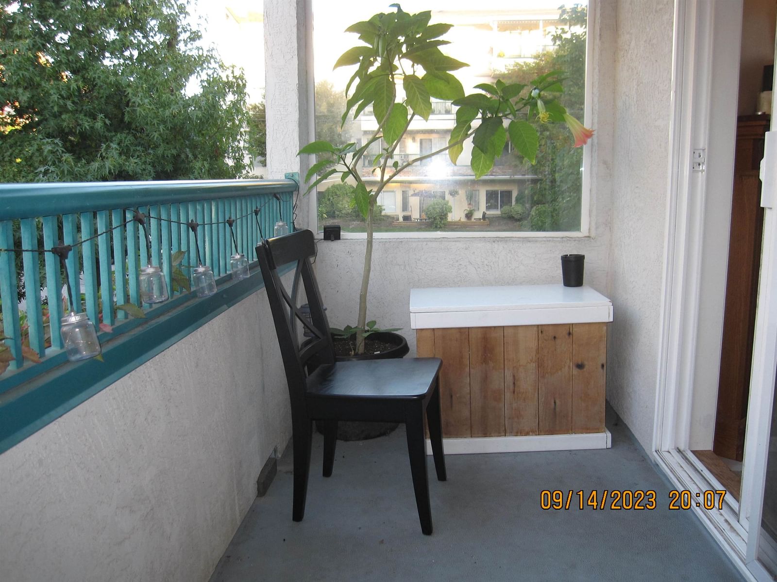 Listing Image 6