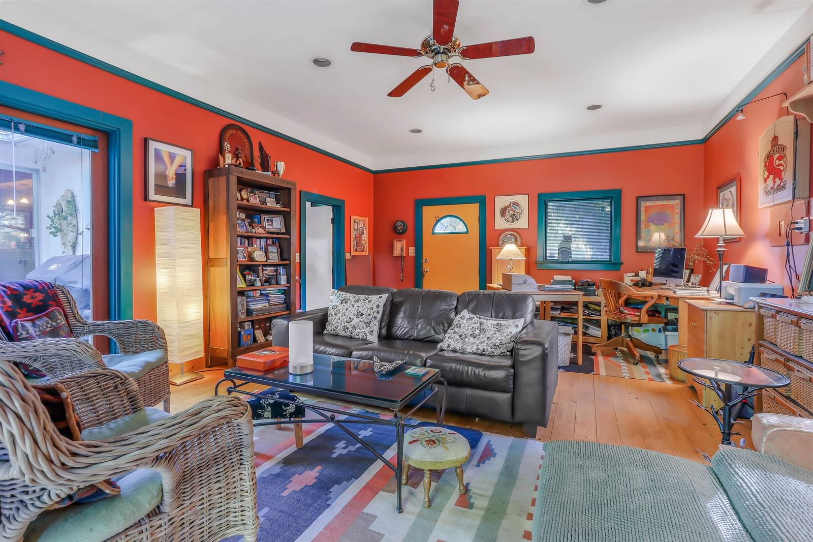 Listing Image 3